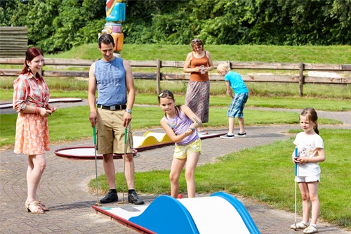 PonyparkCity Minigolf Midgetgolf Mini golf Midget golf Gezin Kinderen Ouders Papa Mama