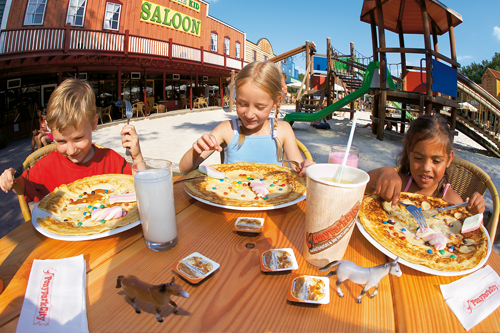 PonyparkCity Billy the Kid Saloon Westernstad American Restaurant Eten Pannekoeken kinderen